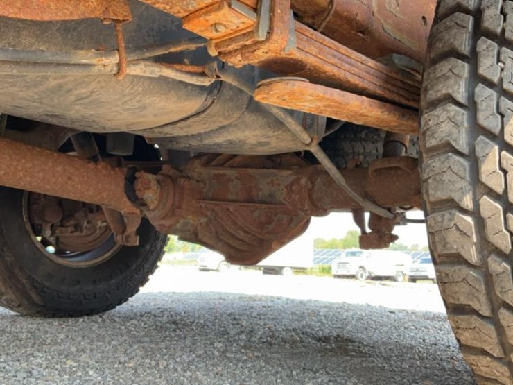 2005-chevrolet-silverado-2500hd-image-27