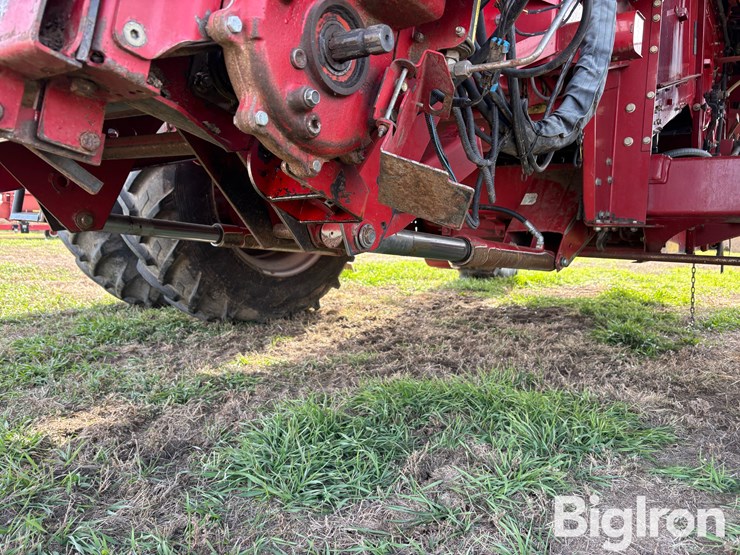 case-ih-2588-image-14