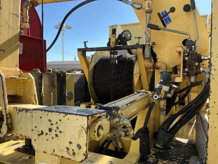 2009-international-7400-image-13