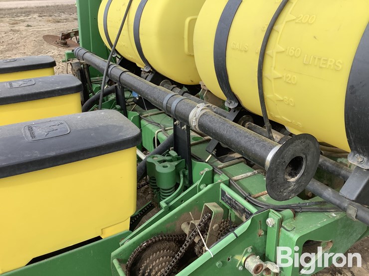 john-deere-7200-image-20