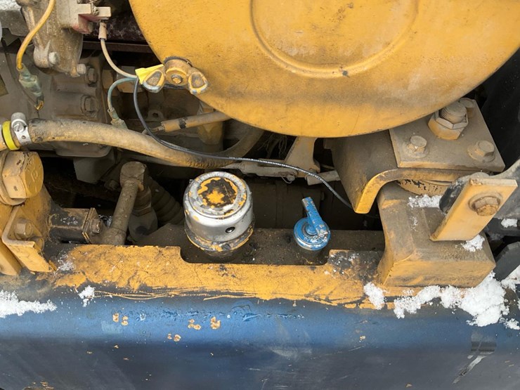 #1354-•-caterpillar-t80b-forklift-image-57