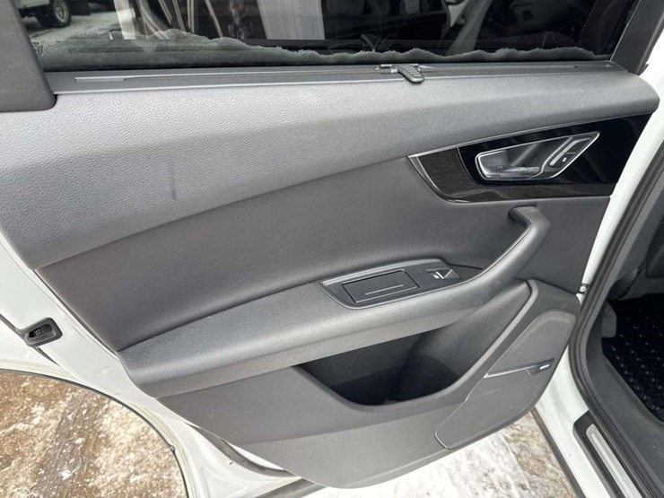 2017-audi-q7-image-20