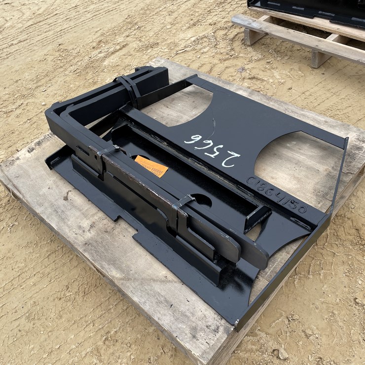 #2566 • New KC 36" Mini Fork Frame with Forks