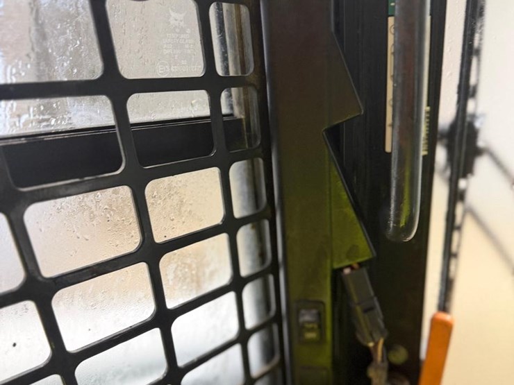 bobcat-s850-image-21