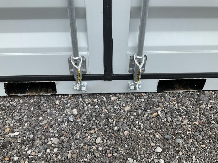 #4019a-•-one-trip-8'-mini-container-image-6