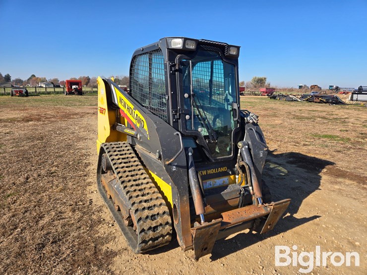 new-holland-c227-image-3