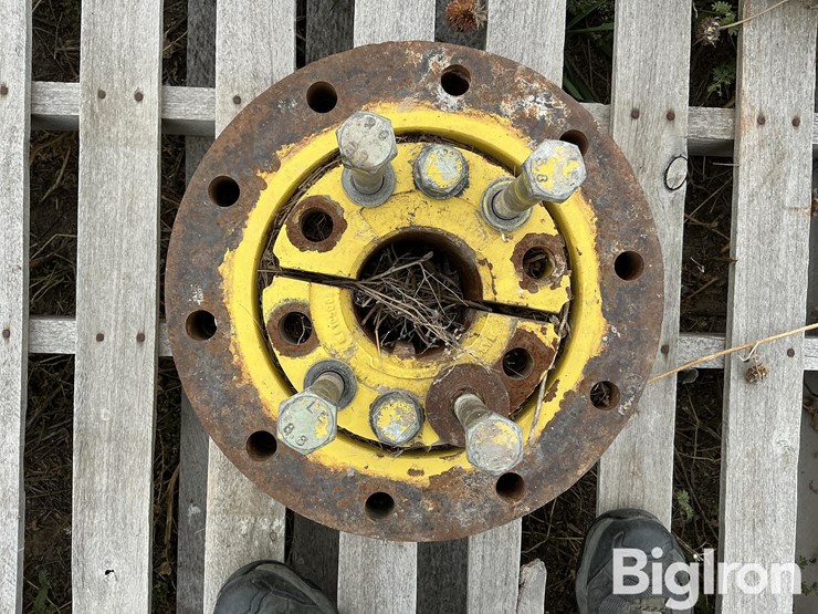 john-deere-10-image-2