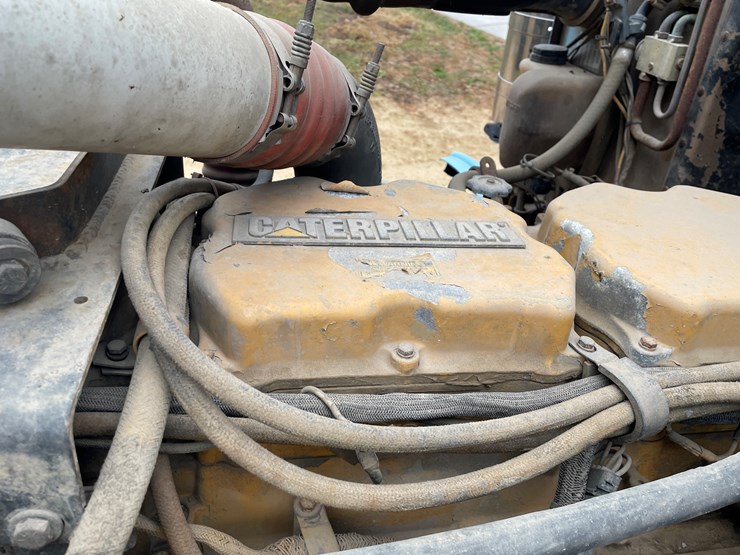 peterbilt-357-image-44