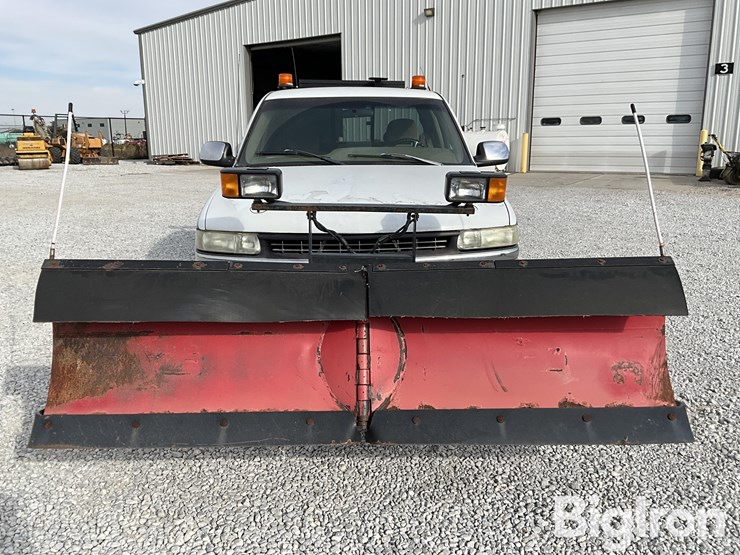 chevrolet-1500-image-2