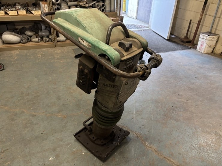 1998-wacker-neuson-bs600-image-3