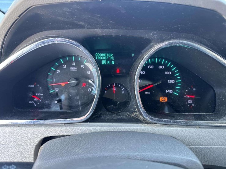 2009-chevrolet-traverse-image-18