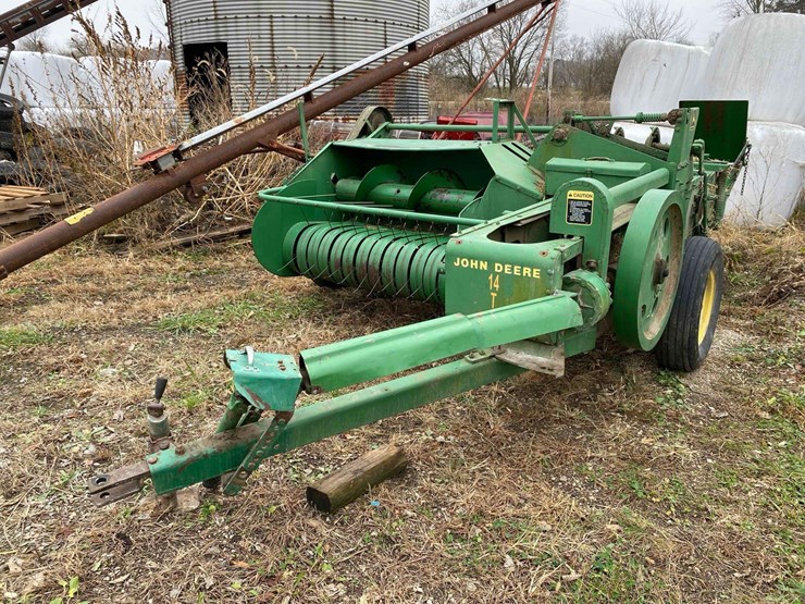 john-deere-14t-image-1