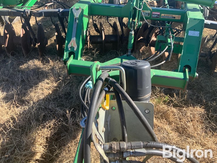 john-deere-637-image-12