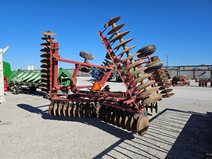 case-ih-3900-image-6