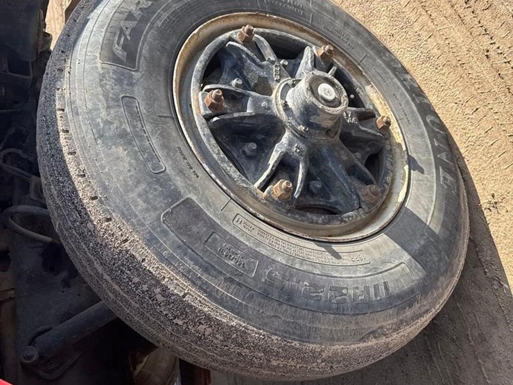 1995-ford-ltl9000-image-12