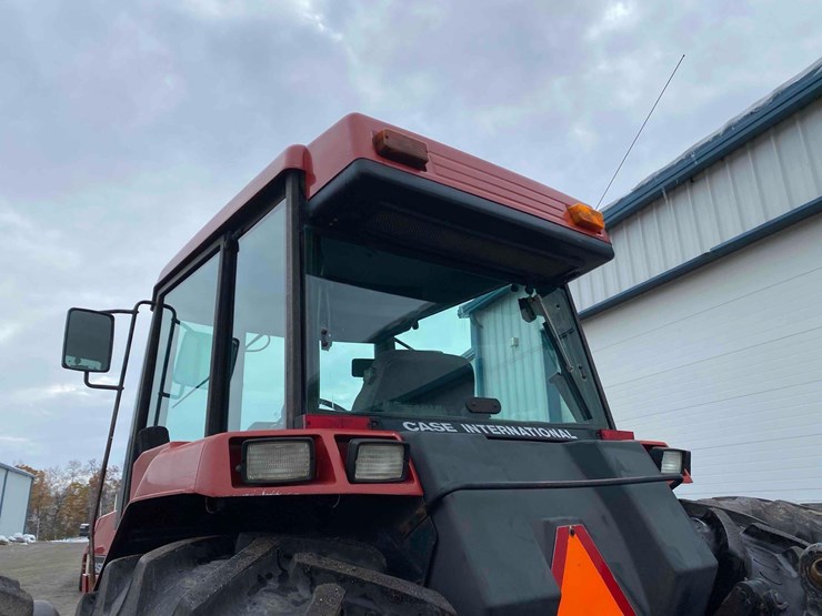 case-ih-7140-image-35