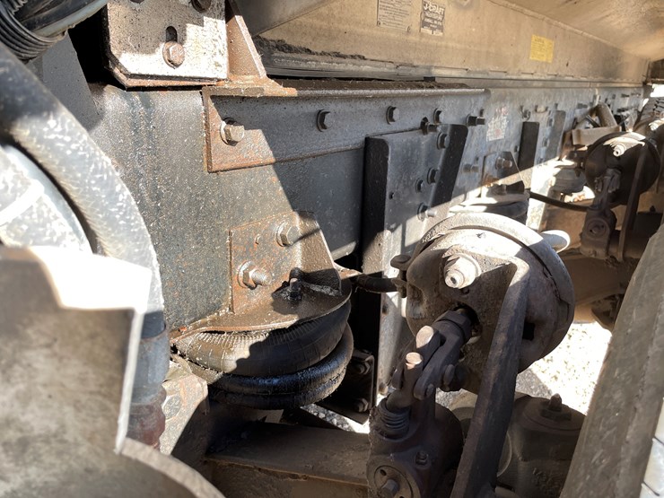 international-2000-image-34