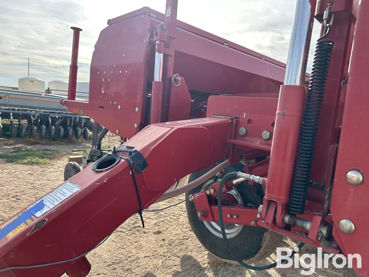 case-ih-5500-image-17