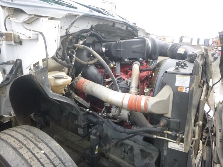 2013-ford-f650-image-19