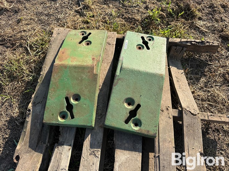 john-deere-10-image-3