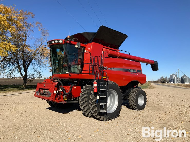 case-ih-6088-image-1