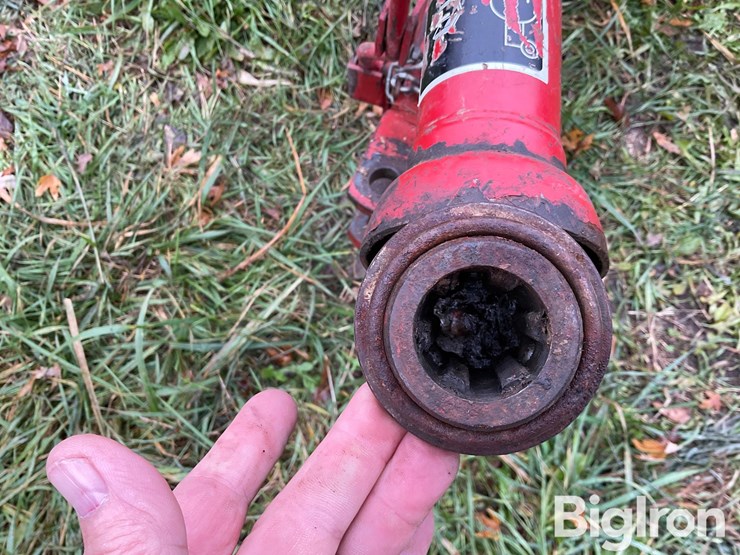 new-holland-565-image-9