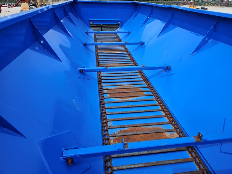 #203452-•-adams-cl20-litter-spreader-image-4