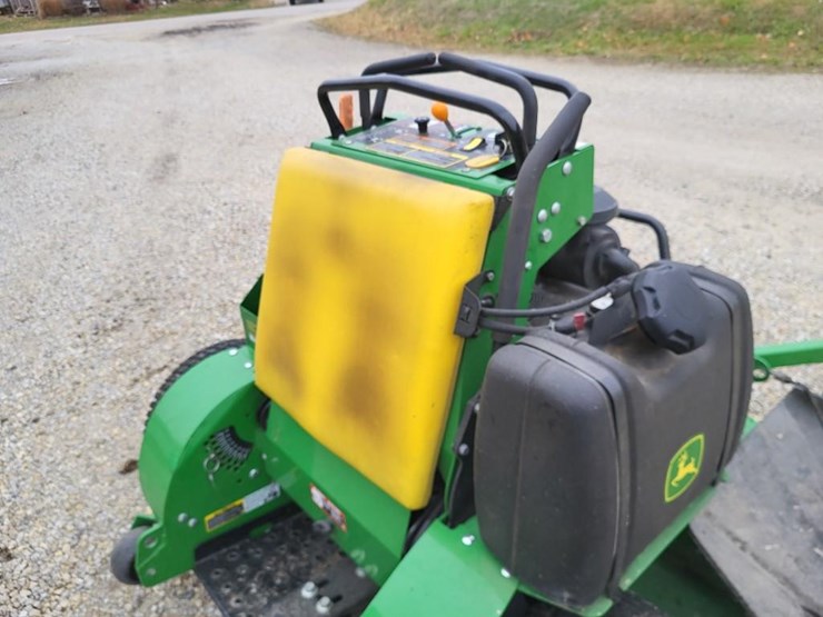 2023-john-deere-661r-image-17