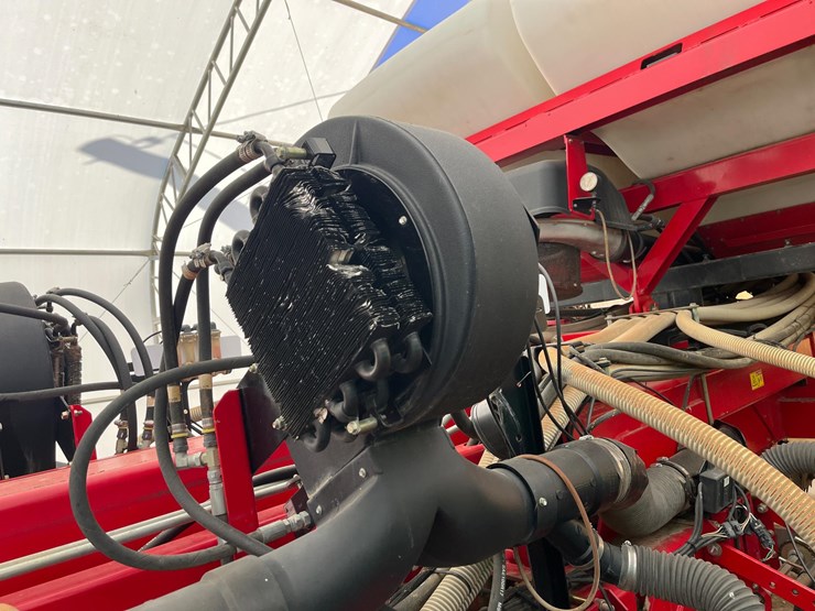 massey-ferguson-8800-image-18