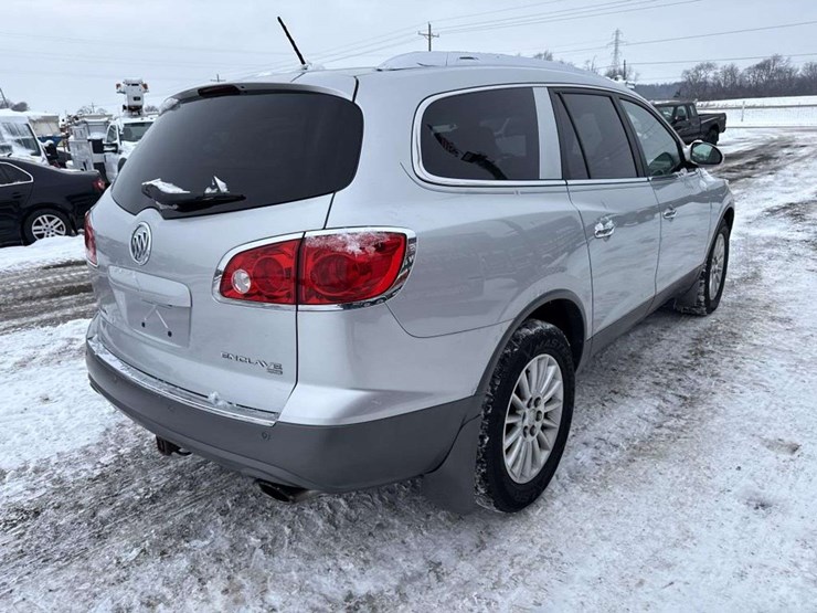 buick-enclave-image-5