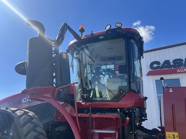 #155-•-2023-steiger-500rt-cvt-image-5