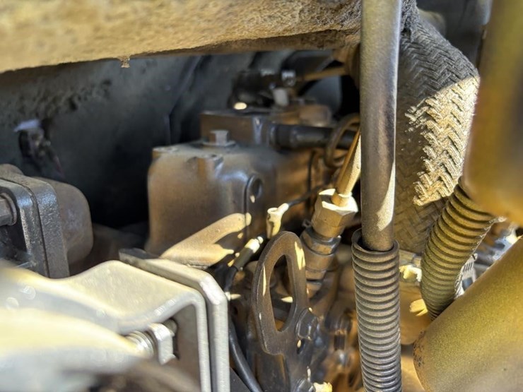 komatsu-pc12uu-2-image-36