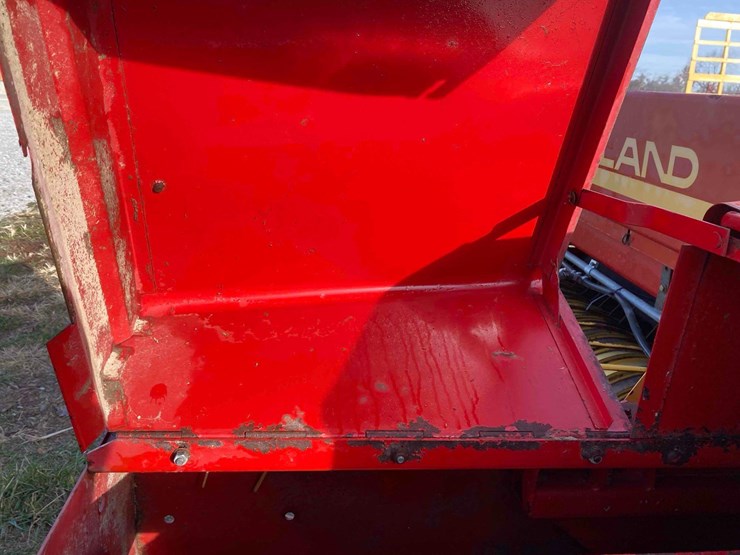 new-holland-316-image-9