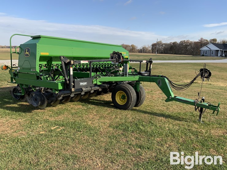 2006-john-deere-1590-image-3