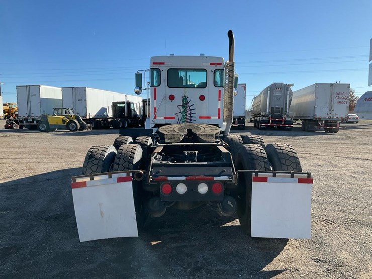 kenworth-t800-image-4