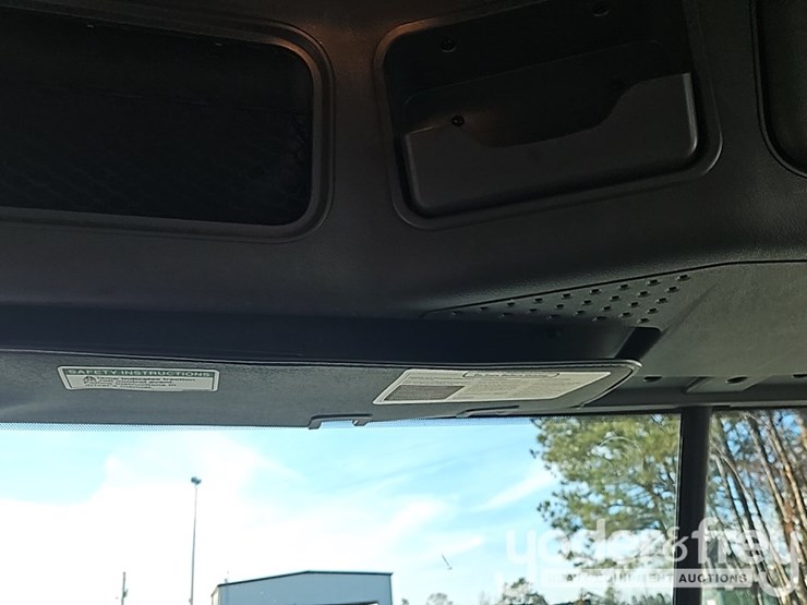 2018-freightliner-cascadia-image-54