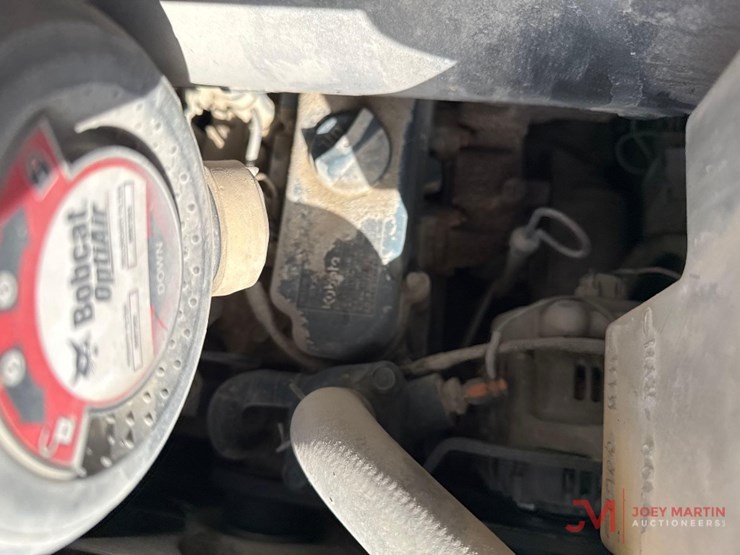 2018-bobcat-mt85-image-10