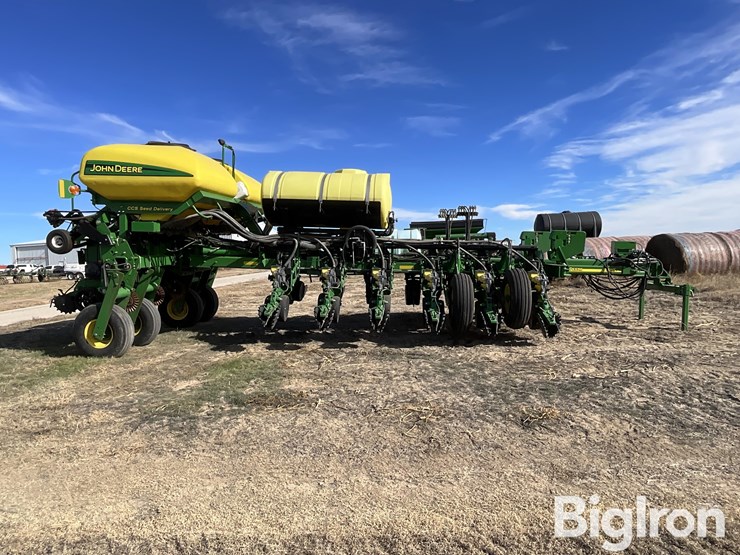 2013-john-deere-1770nt-image-4