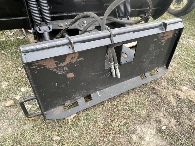 premier-8'-universal-attach-snow-plow-image-3