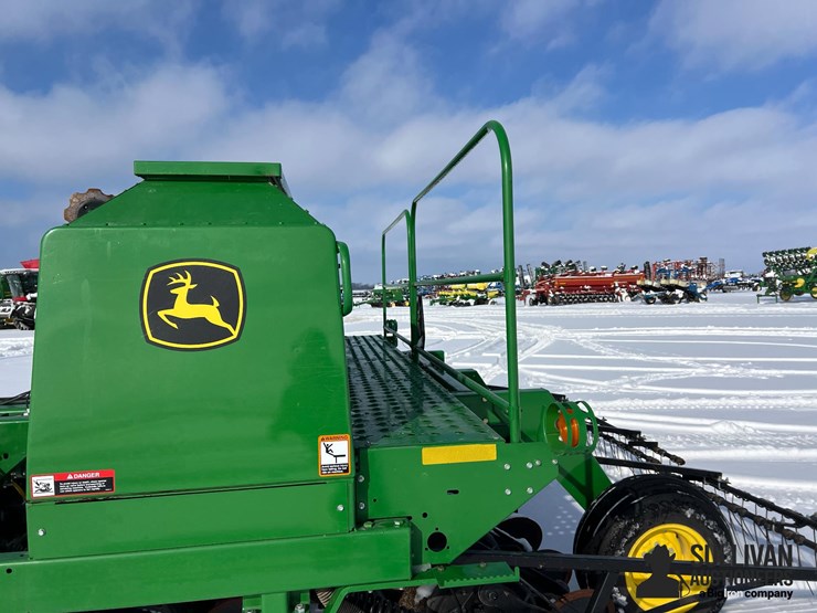 john-deere-1590-image-12