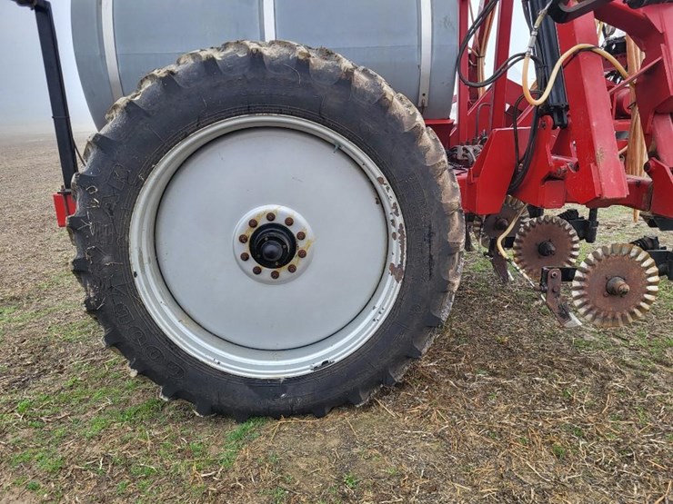 case-ih-2800-image-25