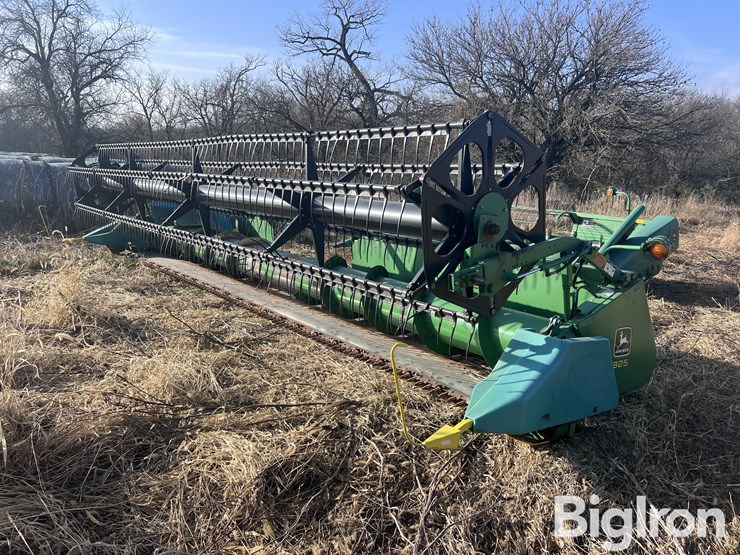 john-deere-925f-image-1