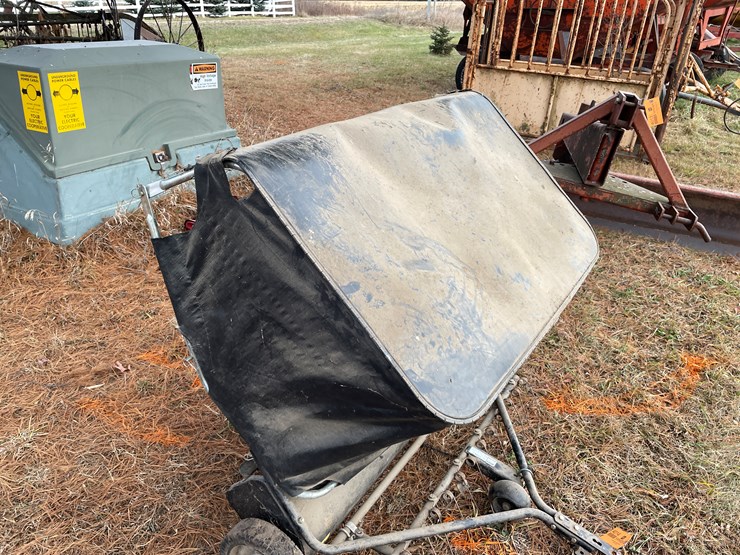 #209-•-agri-fab-42"-lawn-sweeper-with-dethatcher-(boyceville,-wi)-image-11