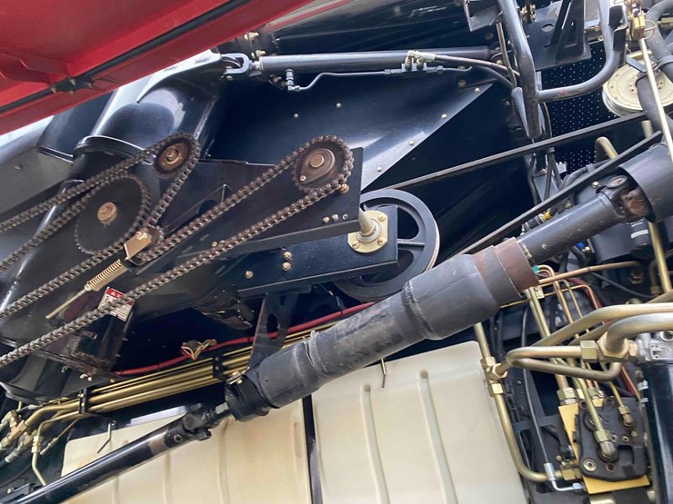 case-ih-8010-image-43