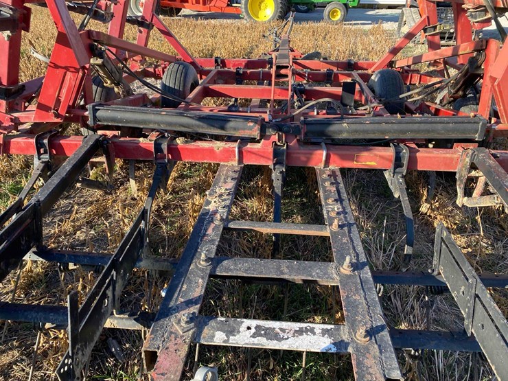 case-ih-4300-image-8