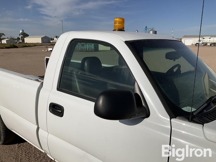 2006-chevrolet-1500-image-13