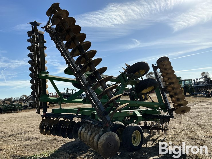 john-deere-630-image-5