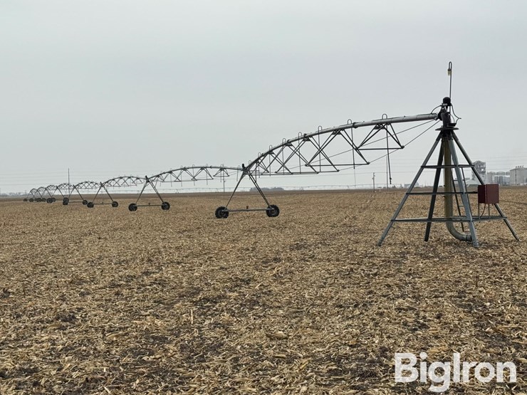 1990-valley-center-pivot-image-1