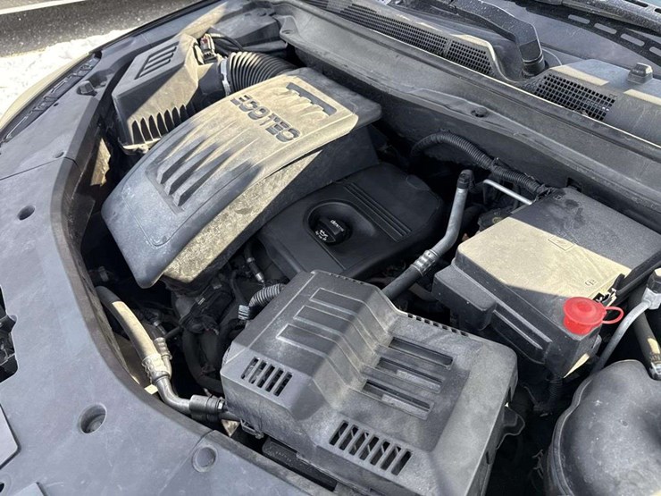 2015-chevrolet-equinox-lt-image-26