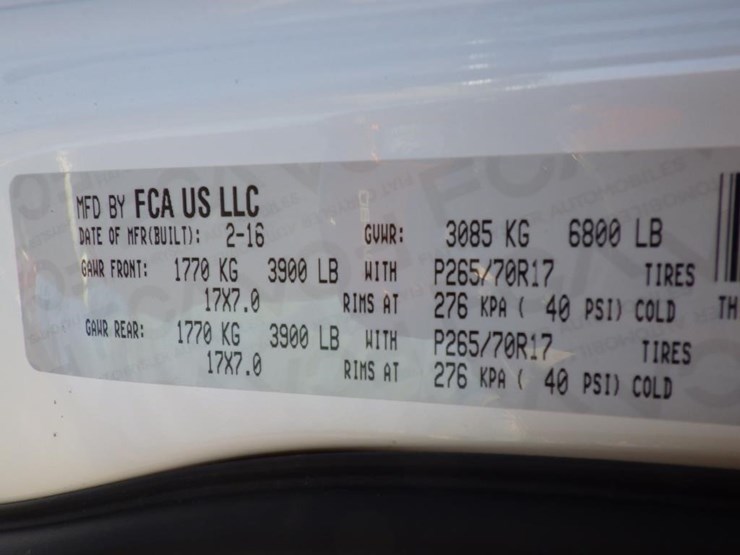 2016-dodge-1500-image-15